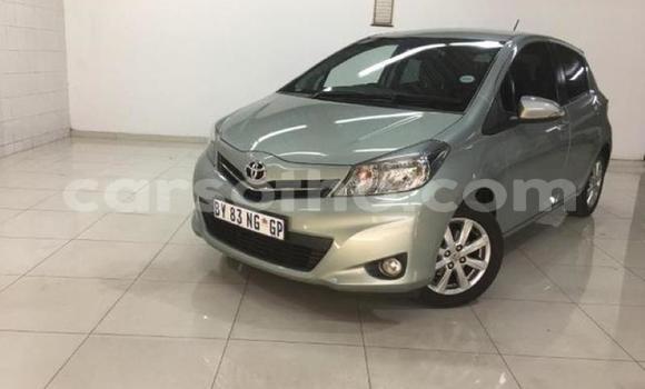 Sayi Na hannu Toyota Yaris Silver Mota in Maseru a Maseru Sayi Na hannu Toyota Yaris Silver Mota in Maseru a Maseru