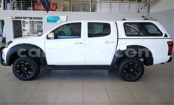 Acheter Occasion Voiture Isuzu KB Blanc à Maseru, Maseru Acheter Occasion Voiture Isuzu KB Blanc à Maseru, Maseru