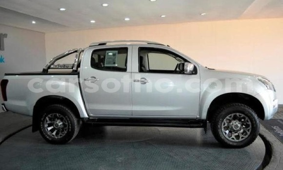 Buy Used Isuzu KB Silver Car in Maseru in Maseru Buy Used Isuzu KB Silver Car in Maseru in Maseru