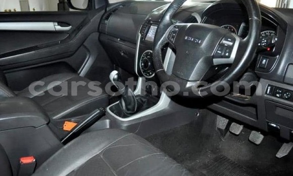 Buy Used Isuzu KB Silver Car in Maseru in Maseru Buy Used Isuzu KB Silver Car in Maseru in Maseru