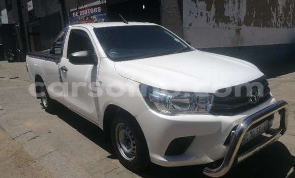 Acheter Occasion Voiture Toyota Hilux Blanc à Maseru, Maseru Acheter Occasion Voiture Toyota Hilux Blanc à Maseru, Maseru