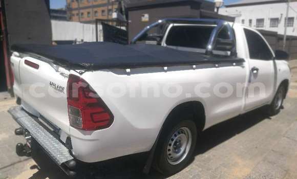 Acheter Occasion Voiture Toyota Hilux Blanc à Maseru, Maseru Acheter Occasion Voiture Toyota Hilux Blanc à Maseru, Maseru