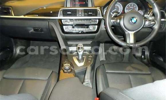 Acheter Occasion Voiture BMW 3–Series Gris à Maseru, Maseru Acheter Occasion Voiture BMW 3–Series Gris à Maseru, Maseru