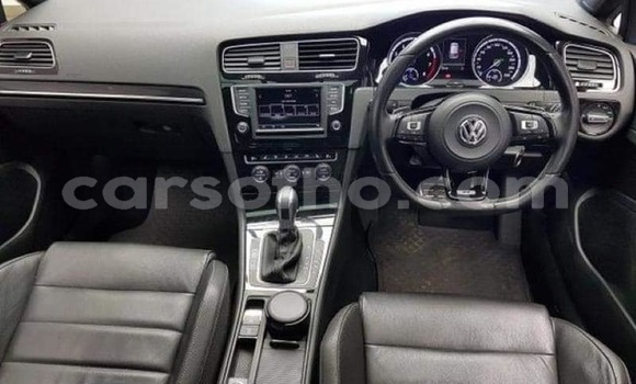 اشتري مستعمل Volkswagen Golf R Blue سيارة في Maseru في Maseru اشتري مستعمل Volkswagen Golf R Blue سيارة في Maseru في Maseru