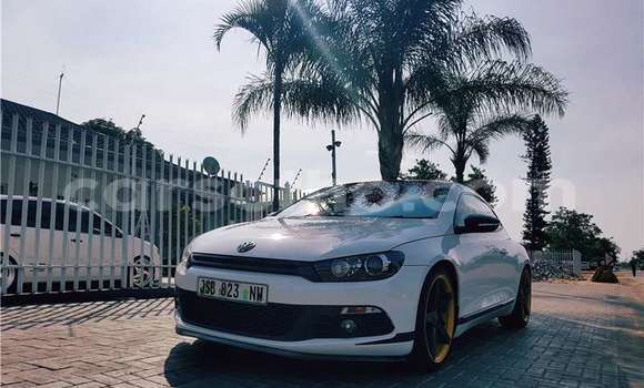 Sayi Na hannu Volkswagen Scirocco R White Mota in Maseru a Maseru Sayi Na hannu Volkswagen Scirocco R White Mota in Maseru a Maseru