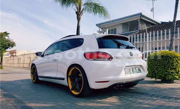 Sayi Na hannu Volkswagen Scirocco R White Mota in Maseru a Maseru Sayi Na hannu Volkswagen Scirocco R White Mota in Maseru a Maseru