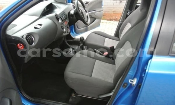 Acheter Occasion Voiture Toyota Axio Bleu à Maseru, Maseru Acheter Occasion Voiture Toyota Axio Bleu à Maseru, Maseru