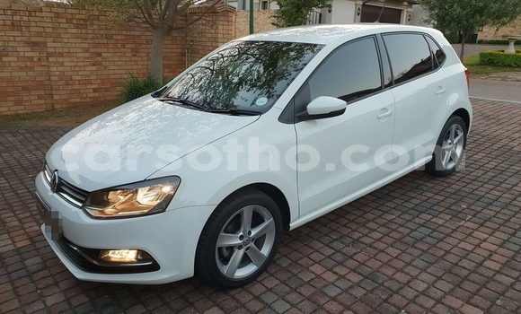 Acheter Occasion Voiture Volkswagen Polo Blanc à Maputsoa, Leribe Acheter Occasion Voiture Volkswagen Polo Blanc à Maputsoa, Leribe