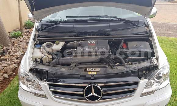 Acheter Occasion Voiture Mercedes-Benz Viano Blanc à Maputsoa, Leribe Acheter Occasion Voiture Mercedes-Benz Viano Blanc à Maputsoa, Leribe