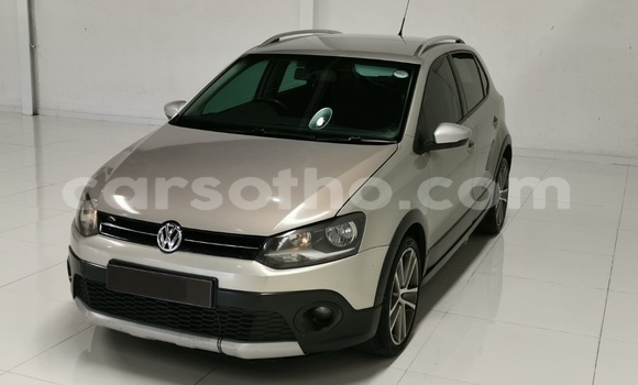 اشتري مستعمل Volkswagen Polo Beige سيارة في Maseru في Maseru اشتري مستعمل Volkswagen Polo Beige سيارة في Maseru في Maseru