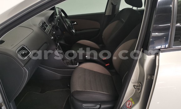 اشتري مستعمل Volkswagen Polo Beige سيارة في Maseru في Maseru اشتري مستعمل Volkswagen Polo Beige سيارة في Maseru في Maseru