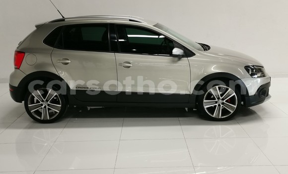 اشتري مستعمل Volkswagen Polo Beige سيارة في Maseru في Maseru اشتري مستعمل Volkswagen Polo Beige سيارة في Maseru في Maseru
