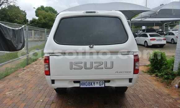Acheter Occasion Voiture Isuzu TF (Pickup) Blanc à Maseru, Maseru Acheter Occasion Voiture Isuzu TF (Pickup) Blanc à Maseru, Maseru