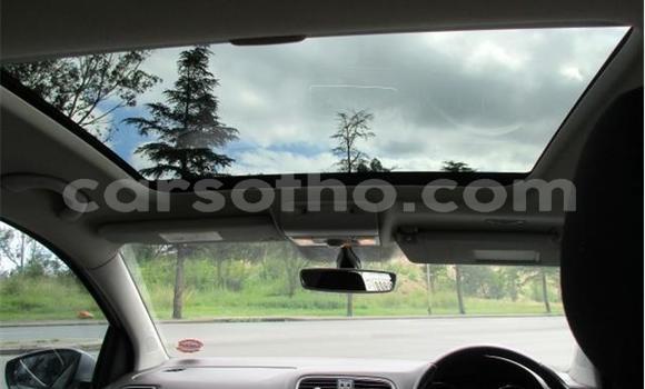 Sayi Na hannu Volkswagen Polo Silver Mota in Maseru a Maseru Sayi Na hannu Volkswagen Polo Silver Mota in Maseru a Maseru