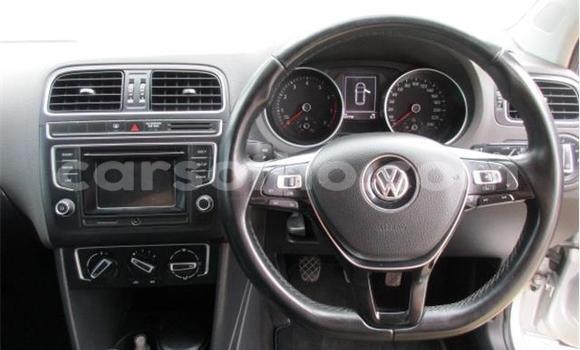 Sayi Na hannu Volkswagen Polo Silver Mota in Maseru a Maseru Sayi Na hannu Volkswagen Polo Silver Mota in Maseru a Maseru