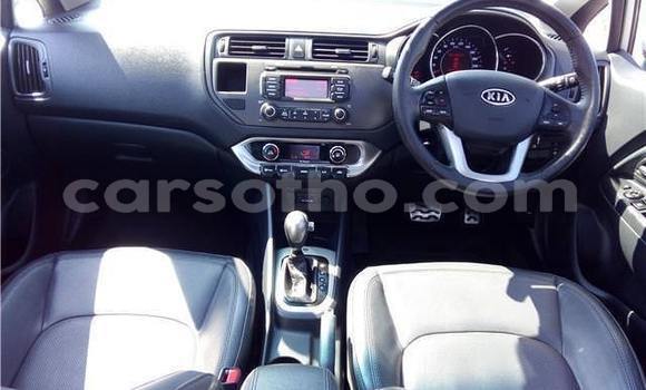 Sayi Na hannu Kia Rio Silver Mota in Maseru a Maseru Sayi Na hannu Kia Rio Silver Mota in Maseru a Maseru