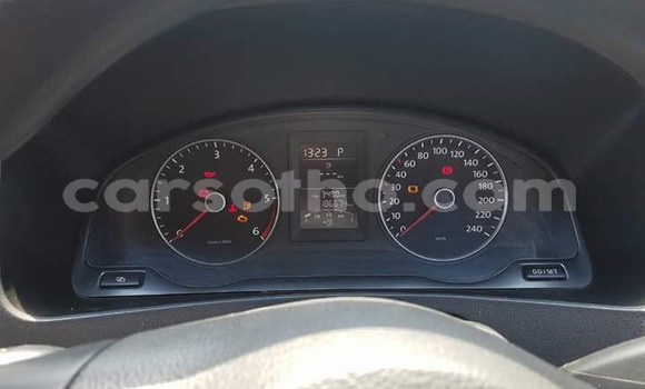 Buy Used Volkswagen Transporter Blue Car in Maseru in Maseru Buy Used Volkswagen Transporter Blue Car in Maseru in Maseru