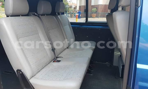 Buy Used Volkswagen Transporter Blue Car in Maseru in Maseru Buy Used Volkswagen Transporter Blue Car in Maseru in Maseru