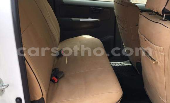 Acheter Occasion Voiture Toyota Hilux Blanc à Maseru, Maseru Acheter Occasion Voiture Toyota Hilux Blanc à Maseru, Maseru