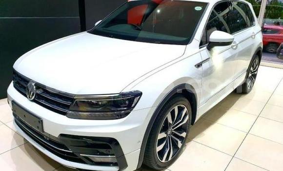 Sayi Na hannu Volkswagen Tiguan White Mota in Maputsoe a Leribe Sayi Na hannu Volkswagen Tiguan White Mota in Maputsoe a Leribe