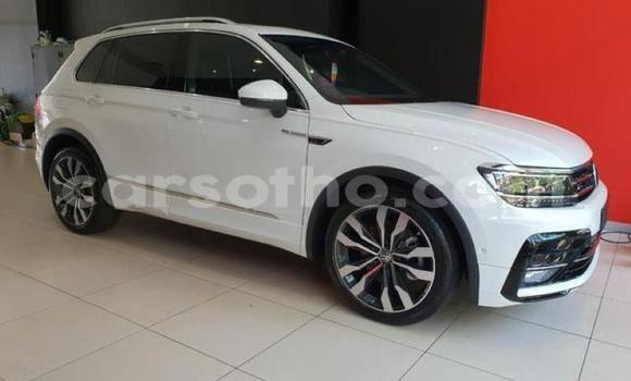 Sayi Na hannu Volkswagen Tiguan White Mota in Maputsoe a Leribe Sayi Na hannu Volkswagen Tiguan White Mota in Maputsoe a Leribe