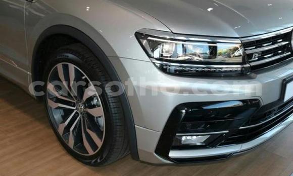 اشتري مستعمل Volkswagen Tiguan Silver سيارة في Maputsoa في Leribe اشتري مستعمل Volkswagen Tiguan Silver سيارة في Maputsoa في Leribe