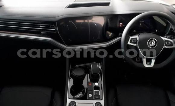 Sayi Na hannu Volkswagen Touareg White Mota in Maputsoa a Leribe Sayi Na hannu Volkswagen Touareg White Mota in Maputsoa a Leribe