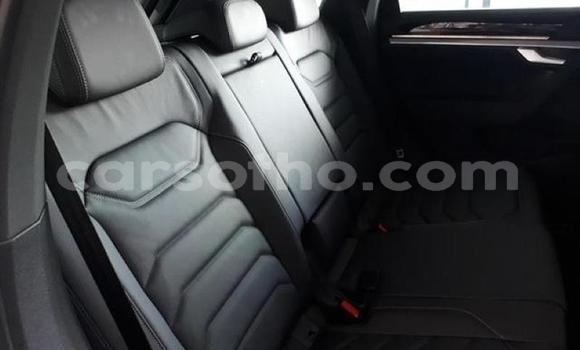 Sayi Na hannu Volkswagen Touareg White Mota in Maputsoa a Leribe Sayi Na hannu Volkswagen Touareg White Mota in Maputsoa a Leribe