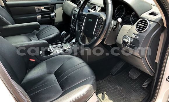 Acheter Occasion Voiture Land Rover Discovery Sport Blanc à Maseru, Maseru Acheter Occasion Voiture Land Rover Discovery Sport Blanc à Maseru, Maseru