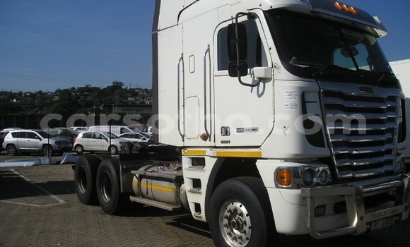 Acheter Occasion Utilitaire Scania R420 Blanc à Maseru, Maseru Acheter Occasion Utilitaire Scania R420 Blanc à Maseru, Maseru
