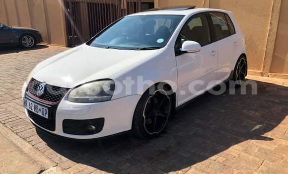 اشتري مستعمل Volkswagen Golf GTI White سيارة في Maputsoa في Leribe اشتري مستعمل Volkswagen Golf GTI White سيارة في Maputsoa في Leribe