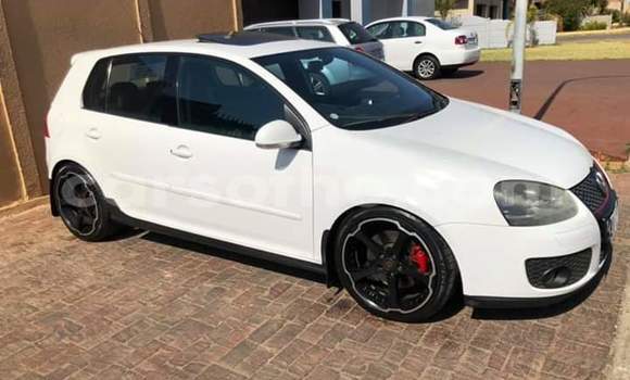 اشتري مستعمل Volkswagen Golf GTI White سيارة في Maputsoa في Leribe اشتري مستعمل Volkswagen Golf GTI White سيارة في Maputsoa في Leribe