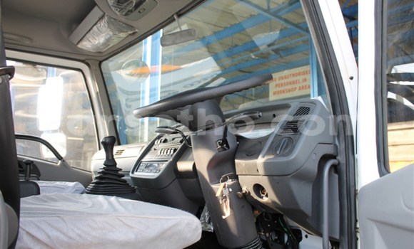 Sayi Na hannu Scania R420 White Babbar mota in Maputsoa a Leribe Sayi Na hannu Scania R420 White Babbar mota in Maputsoa a Leribe