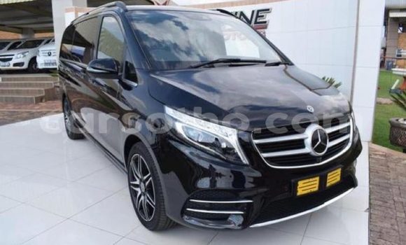 اشتري مستعمل Mercedes-Benz Viano Black سيارة في Maseru في Maseru اشتري مستعمل Mercedes-Benz Viano Black سيارة في Maseru في Maseru