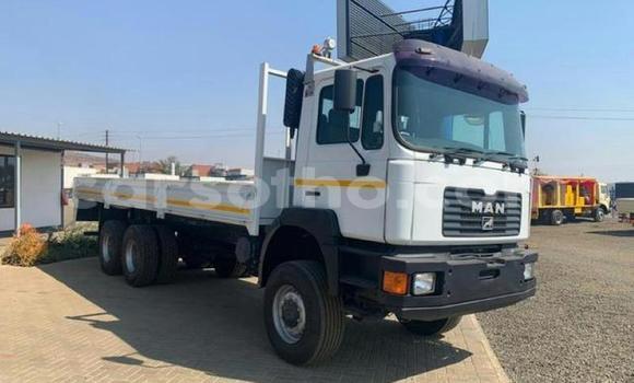 Buy Used Man Silent Silver Truck in Maputsoa in Leribe Buy Used Man Silent Silver Truck in Maputsoa in Leribe
