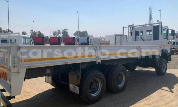 Buy Used Man Silent Silver Truck in Maputsoa in Leribe Buy Used Man Silent Silver Truck in Maputsoa in Leribe