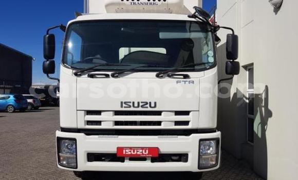 اشتري مستعمل Isuzu FTR 850 White شاحنة في Maseru في Maseru اشتري مستعمل Isuzu FTR 850 White شاحنة في Maseru في Maseru