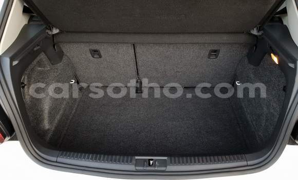 Acheter Occasion Voiture Volkswagen Polo R WRC Blanc à Maputsoa, Leribe Acheter Occasion Voiture Volkswagen Polo R WRC Blanc à Maputsoa, Leribe