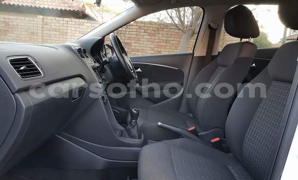 Acheter Occasion Voiture Volkswagen Polo R WRC Blanc à Maputsoa, Leribe Acheter Occasion Voiture Volkswagen Polo R WRC Blanc à Maputsoa, Leribe