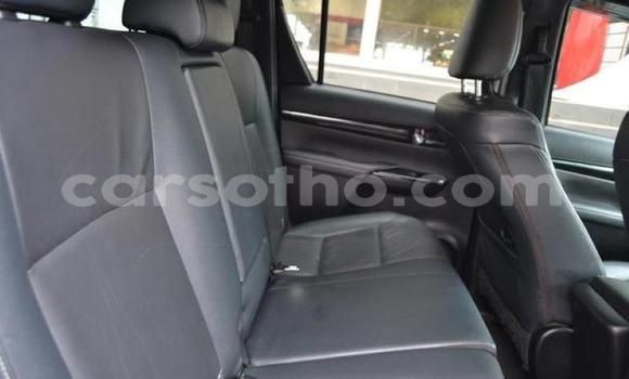 اشتري مستعمل Toyota Hilux White سيارة في Maputsoa في Leribe اشتري مستعمل Toyota Hilux White سيارة في Maputsoa في Leribe