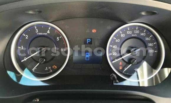Acheter Occasion Voiture Toyota Hilux Blanc à Maputsoa, Leribe Acheter Occasion Voiture Toyota Hilux Blanc à Maputsoa, Leribe