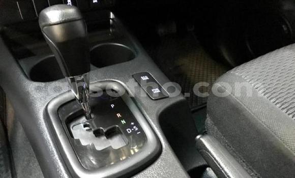Acheter Occasion Voiture Toyota Hilux Blanc à Maputsoe, Leribe Acheter Occasion Voiture Toyota Hilux Blanc à Maputsoe, Leribe
