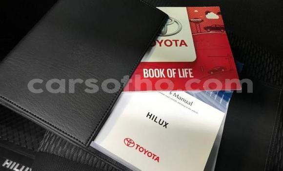 Acheter Occasion Voiture Toyota Hilux Blanc à Maputsoe, Leribe Acheter Occasion Voiture Toyota Hilux Blanc à Maputsoe, Leribe