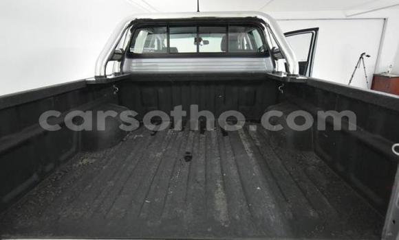 Acheter Occasion Voiture Toyota Hilux Gris à Maputsoa, Leribe Acheter Occasion Voiture Toyota Hilux Gris à Maputsoa, Leribe