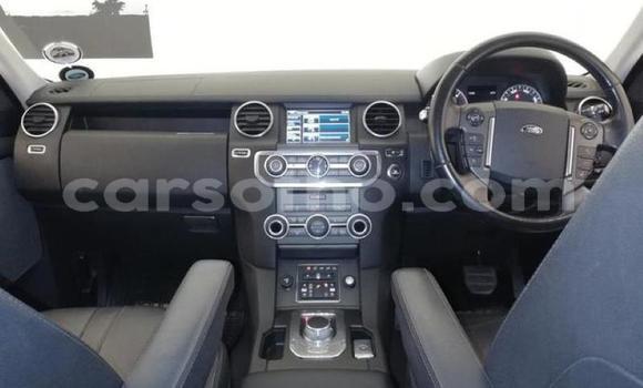 Buy Used Land Rover Discovery Silver Car in Maseru in Maseru Buy Used Land Rover Discovery Silver Car in Maseru in Maseru