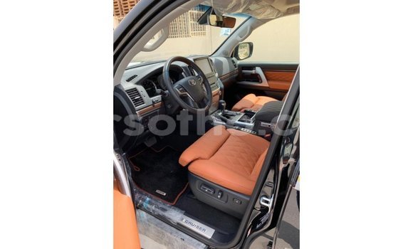 اشتري Imported Toyota Land Cruiser Black سيارة في Import - Dubai في Maseru اشتري Imported Toyota Land Cruiser Black سيارة في Import - Dubai في Maseru