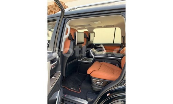 اشتري Imported Toyota Land Cruiser Black سيارة في Import - Dubai في Maseru اشتري Imported Toyota Land Cruiser Black سيارة في Import - Dubai في Maseru