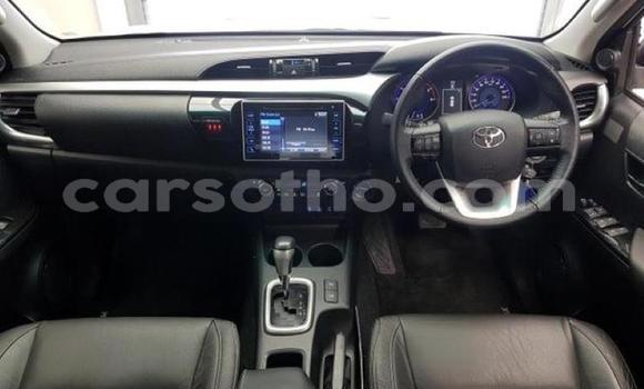 اشتري مستعمل Toyota Hilux White سيارة في Maseru في Maseru اشتري مستعمل Toyota Hilux White سيارة في Maseru في Maseru
