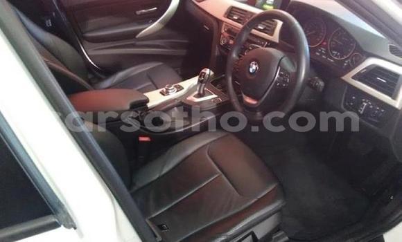Sayi Na hannu BMW 3–Series White Mota in Maseru a Maseru Sayi Na hannu BMW 3–Series White Mota in Maseru a Maseru