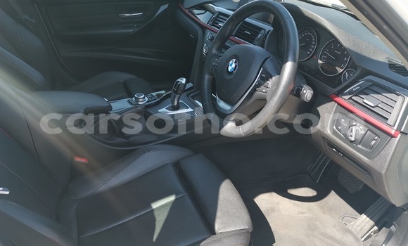 Acheter Occasion Voiture BMW 3–Series Blanc à Maseru, Maseru Acheter Occasion Voiture BMW 3–Series Blanc à Maseru, Maseru